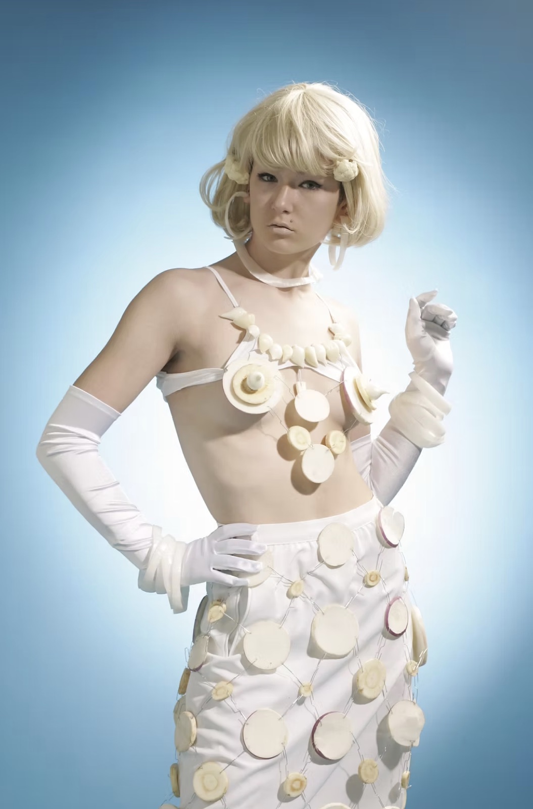 Costume made of vegetables and mixed media