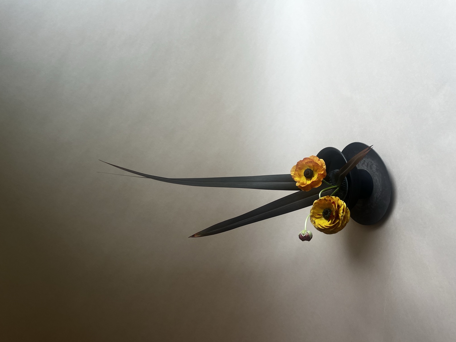 Ikebana floral sculpture
